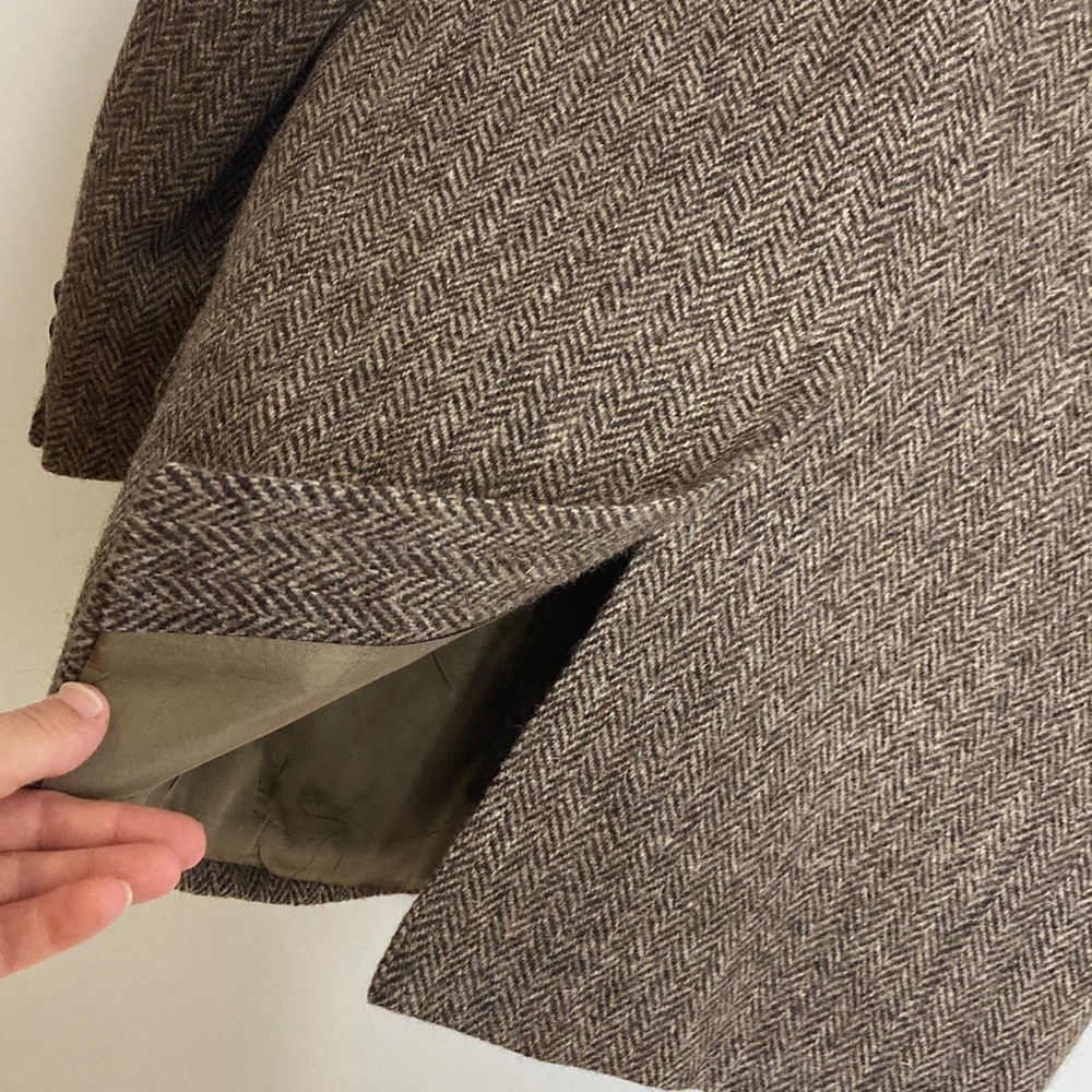 Vintage Harris Tweed Brown Herringbone Sport Coat - Picture 10 of 15